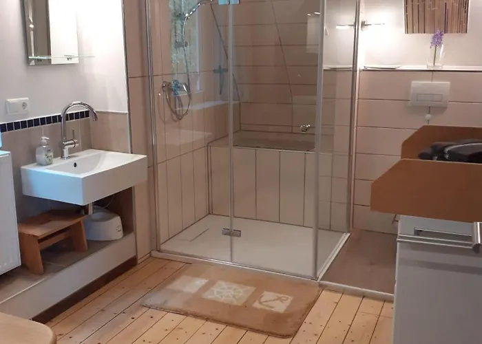 度假居 Katharina - Urlaub Unter Den Klippen 吕格德