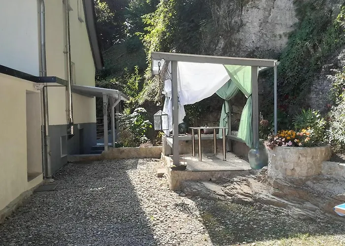 度假居 Katharina - Urlaub Unter Den Klippen 吕格德